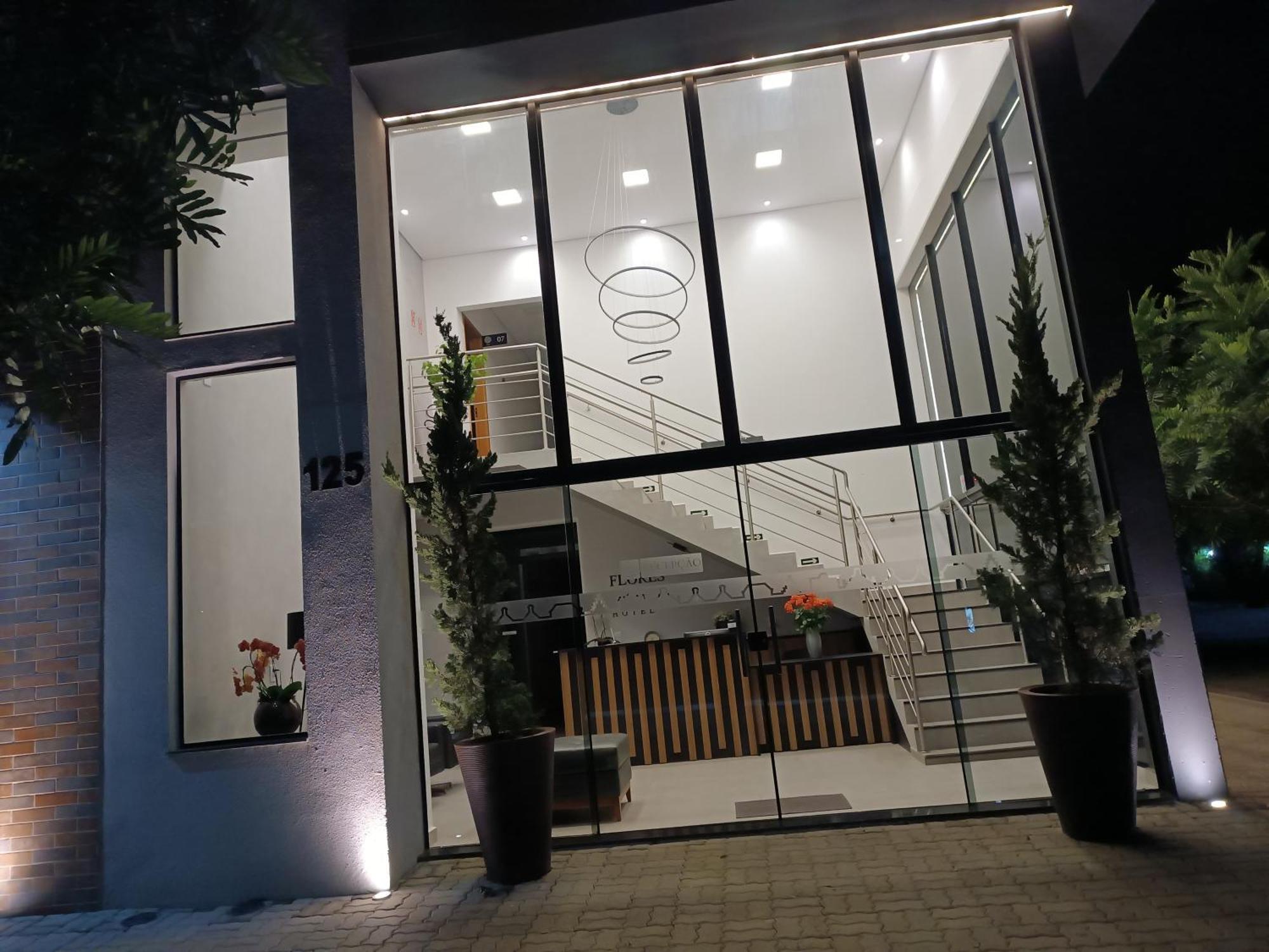 Hotel Flores De Holambra Kültér fotó