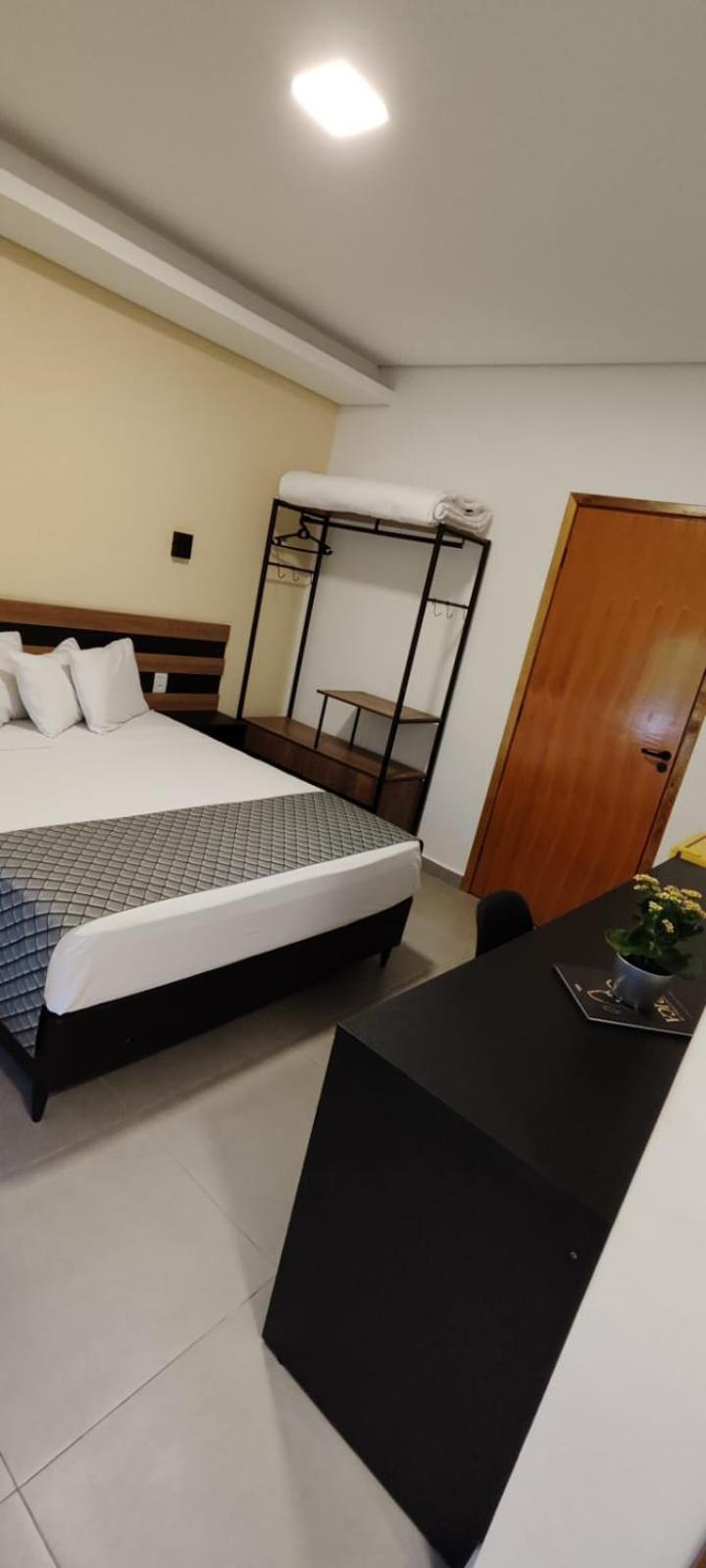 Hotel Flores De Holambra Kültér fotó